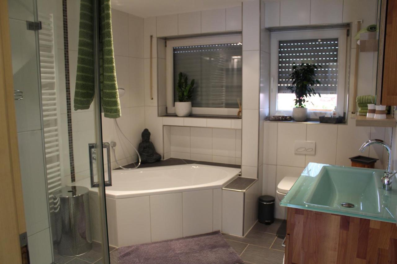 Ferienwohnung Forellenhof Oberschwarzach Exteriör bild
